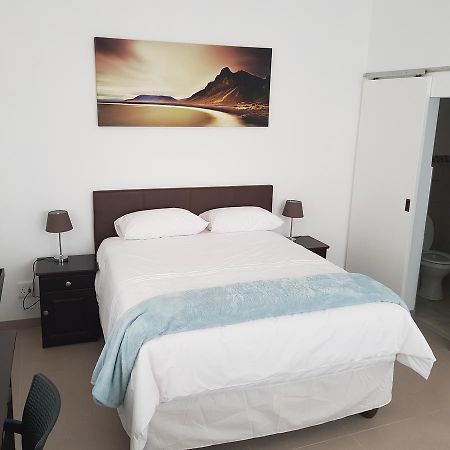 Fama Lodge Rm12 Κέιπ Τάουν Εξωτερικό φωτογραφία